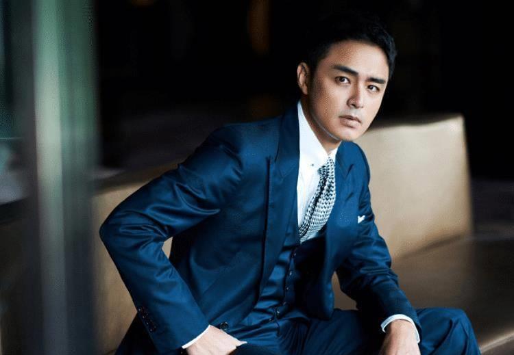 从螃蟹舞到烟熏妆,结果却不如人意_观众_节目_舞台