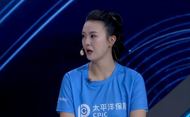 中国女排强势夺金,王云蕗成mvp,惠若琪和张常宁点评_日本队_得分_进攻