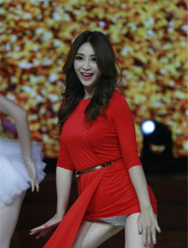 柳岩为啥40岁还没人追?