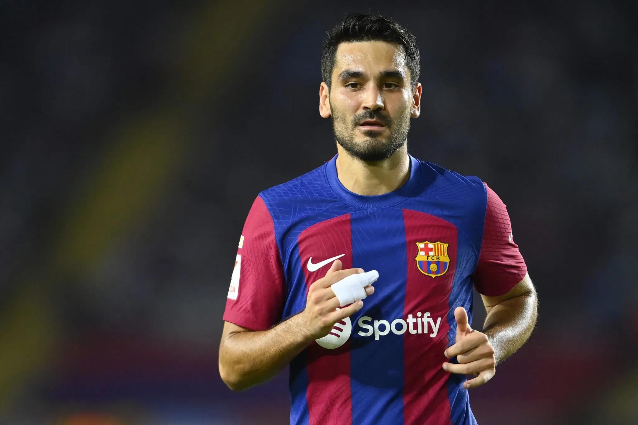 京多安:我的经验对球队欧冠之旅有所帮助;之前喜欢哈白布_巴萨_指导