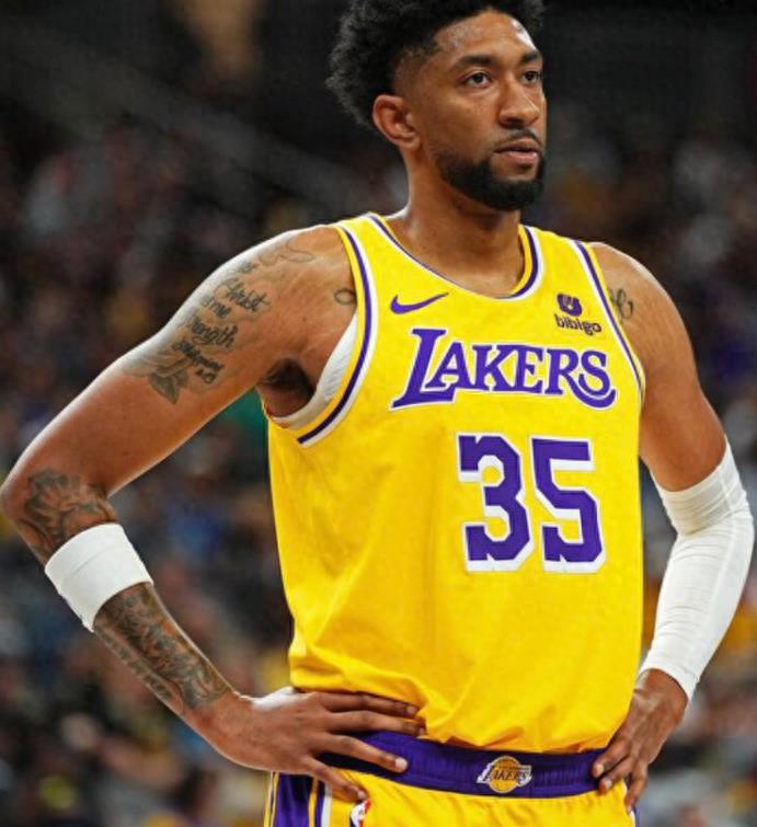 克里斯蒂安·伍德:每日进步,绽放光芒!_得分_防守_能力