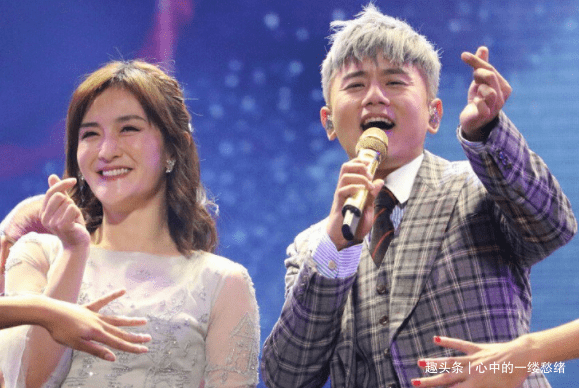 张杰晒出和谢娜合照庆结婚十周年,深情表白女子,细节见证爱情!