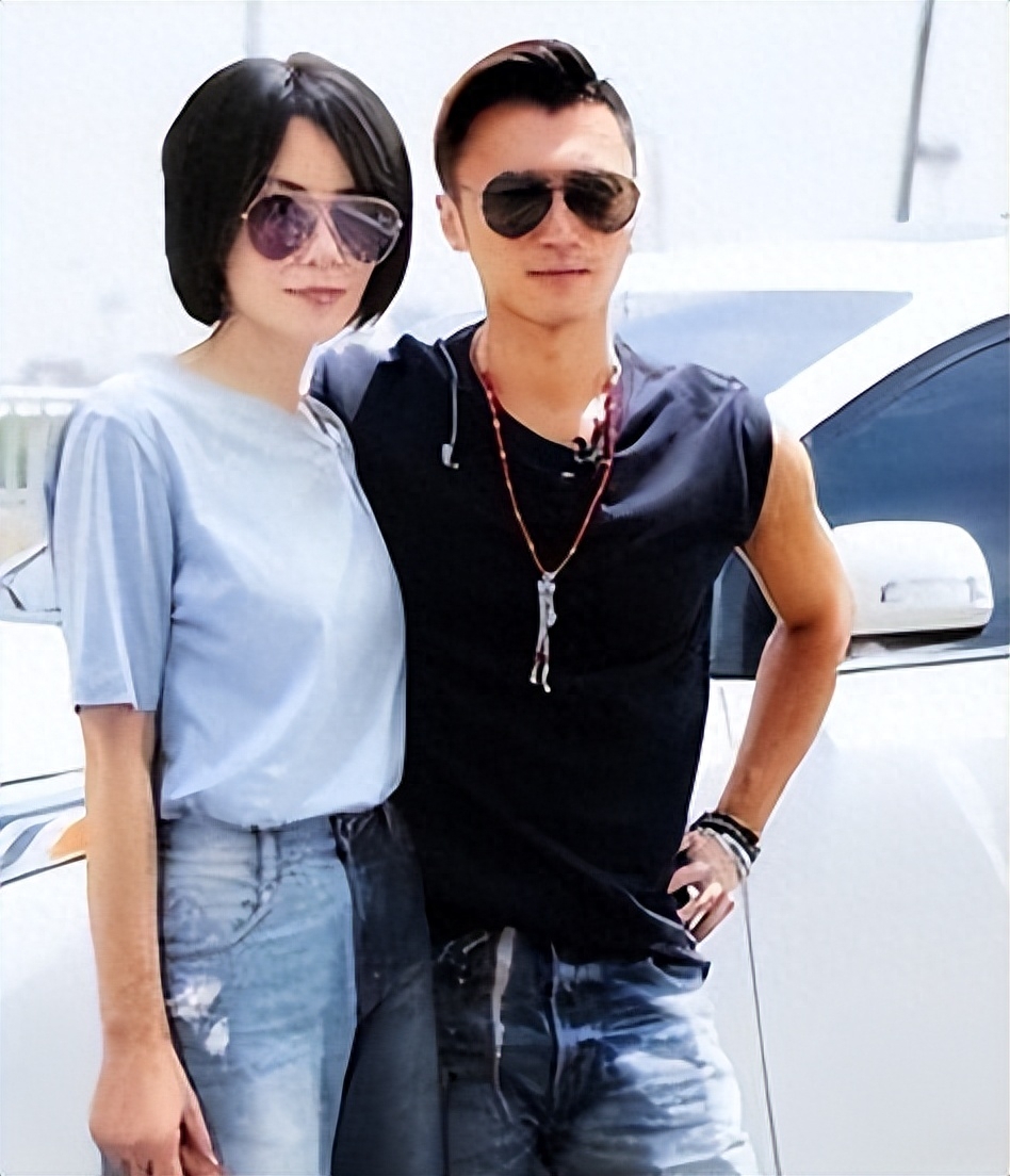 王菲撇男友外出旅游,谢霆锋与红颜知己庆生,网友:各玩各的_明星情侣