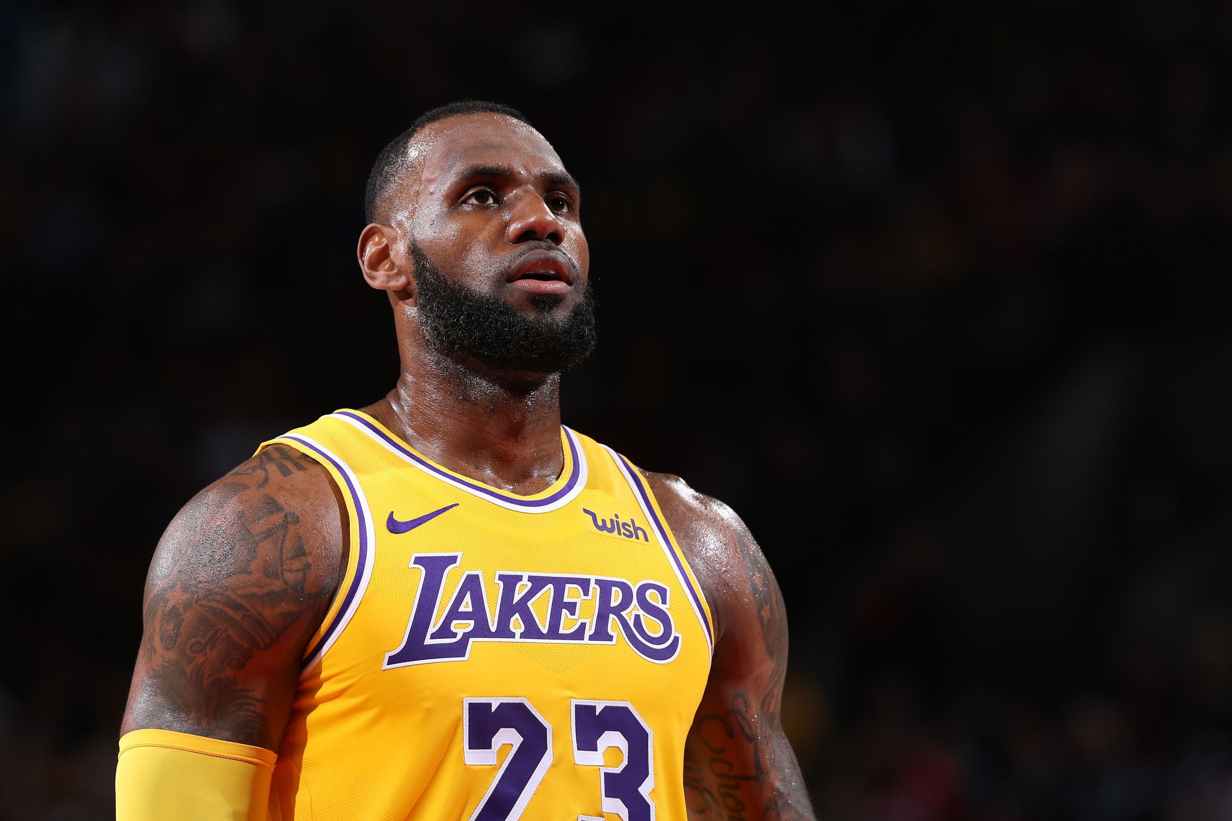 但前八至少3个被他完爆,萧华请公平对待goat_詹姆斯_赛季_塔图姆