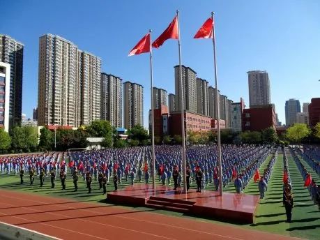 忻州市长征小学举行"童心向党,爱我中华"主题教育月活动启动仪式_少先