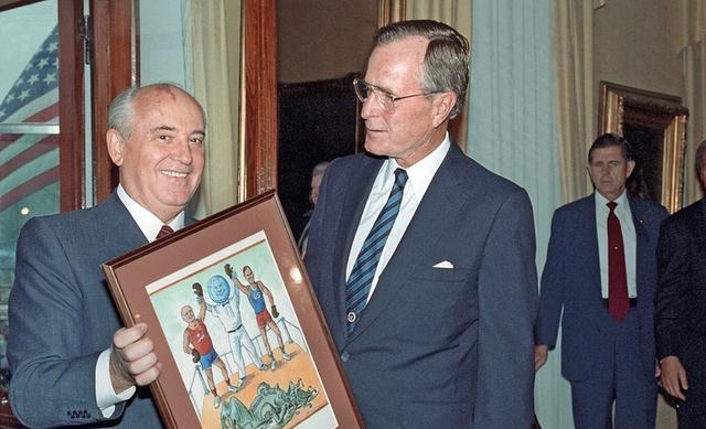 戈尔巴乔夫总统的前任图片