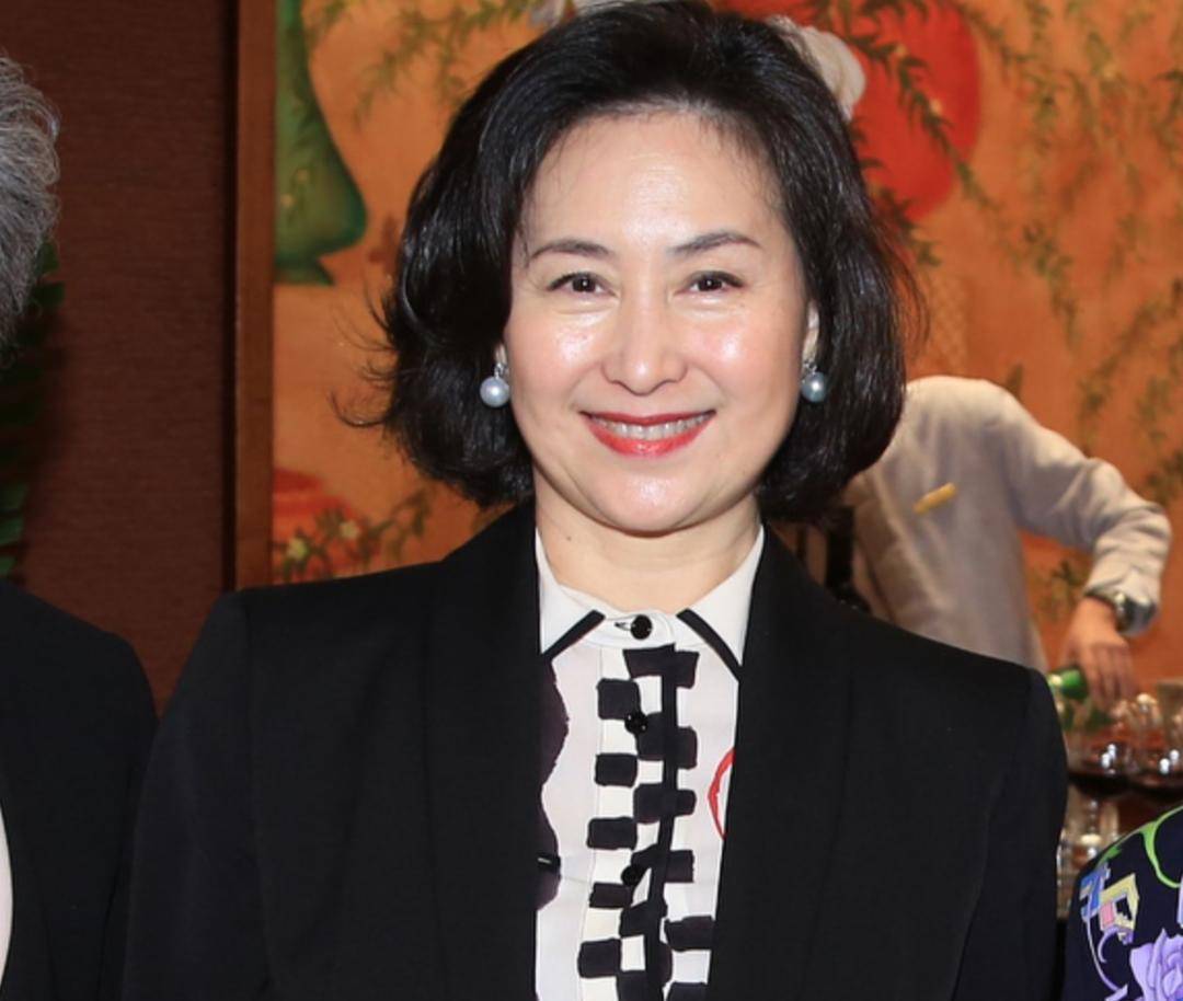 甘比投恒大汽车亏45亿后,何超琼也踩雷了,投资威马汽车亏数亿_融资