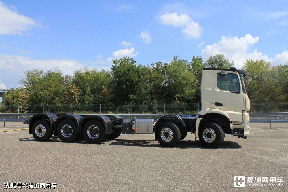 除了大件运输车外,ctt部门也会对其他的车身结构进行改装,让卡车适应