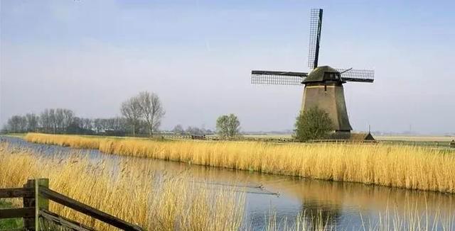 荷兰风车抽水原理图图片