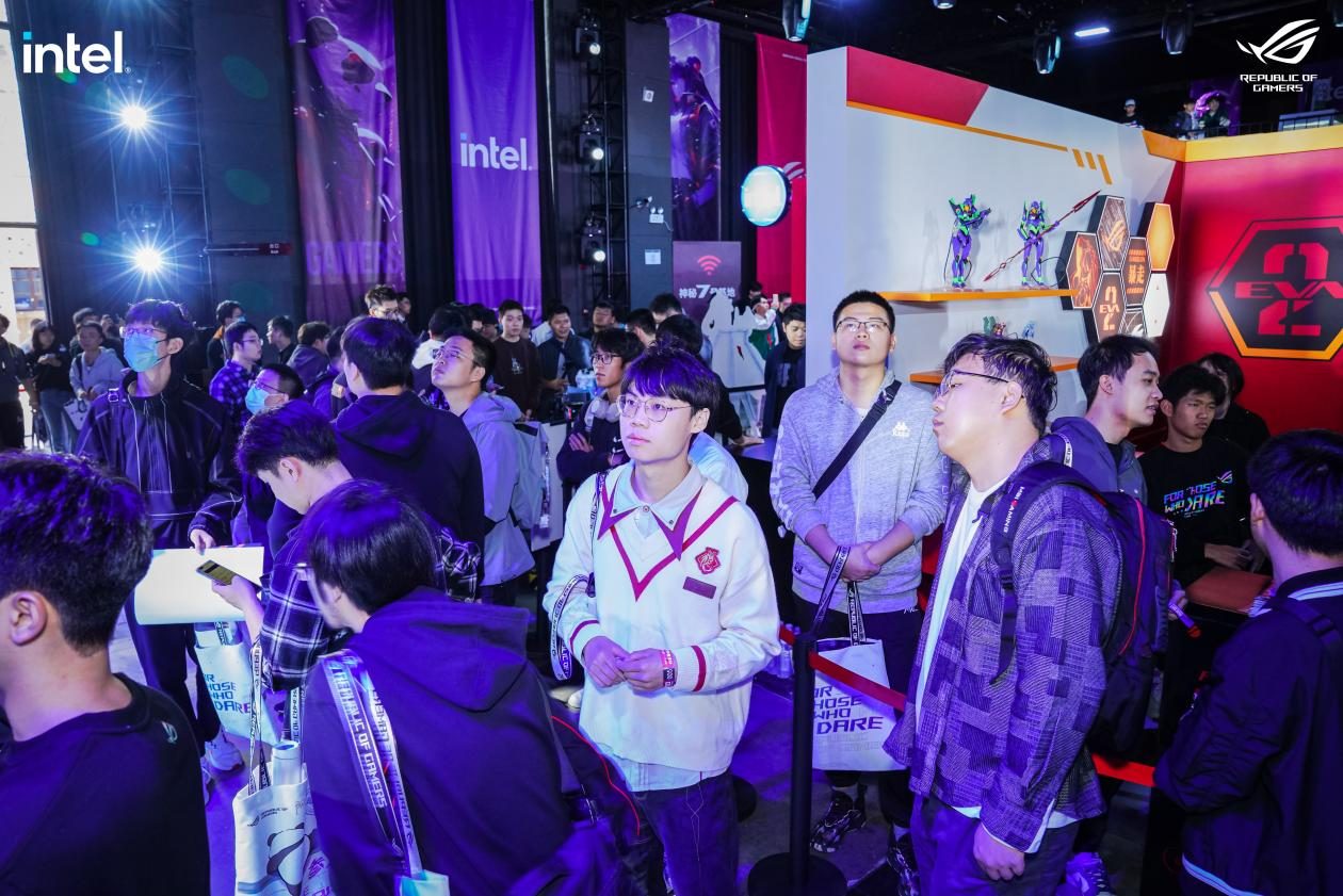 《潮酷燃爆蜀地，ROG DAY 2023暨英特尔新品玩家体验会成功举行》