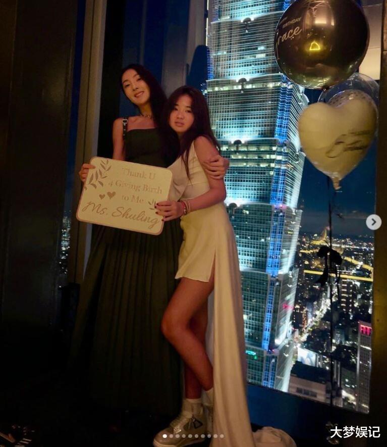 曹格女儿grace"便条纸随便画",4岁超强手稿曝光!