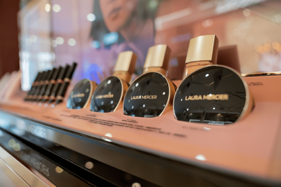 laura mercier 罗拉玛希上海新店启幕_明星_彩妆_品牌
