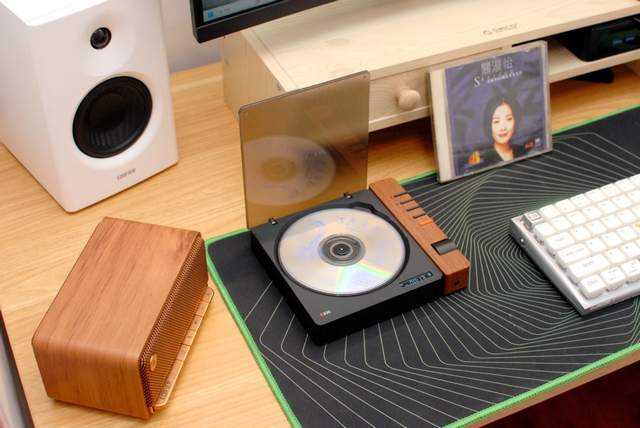 10月桌搭更新：多款数码好物升级分享，看看有没喜欢的？