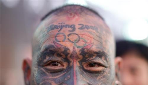 中国纹脸男孩图片