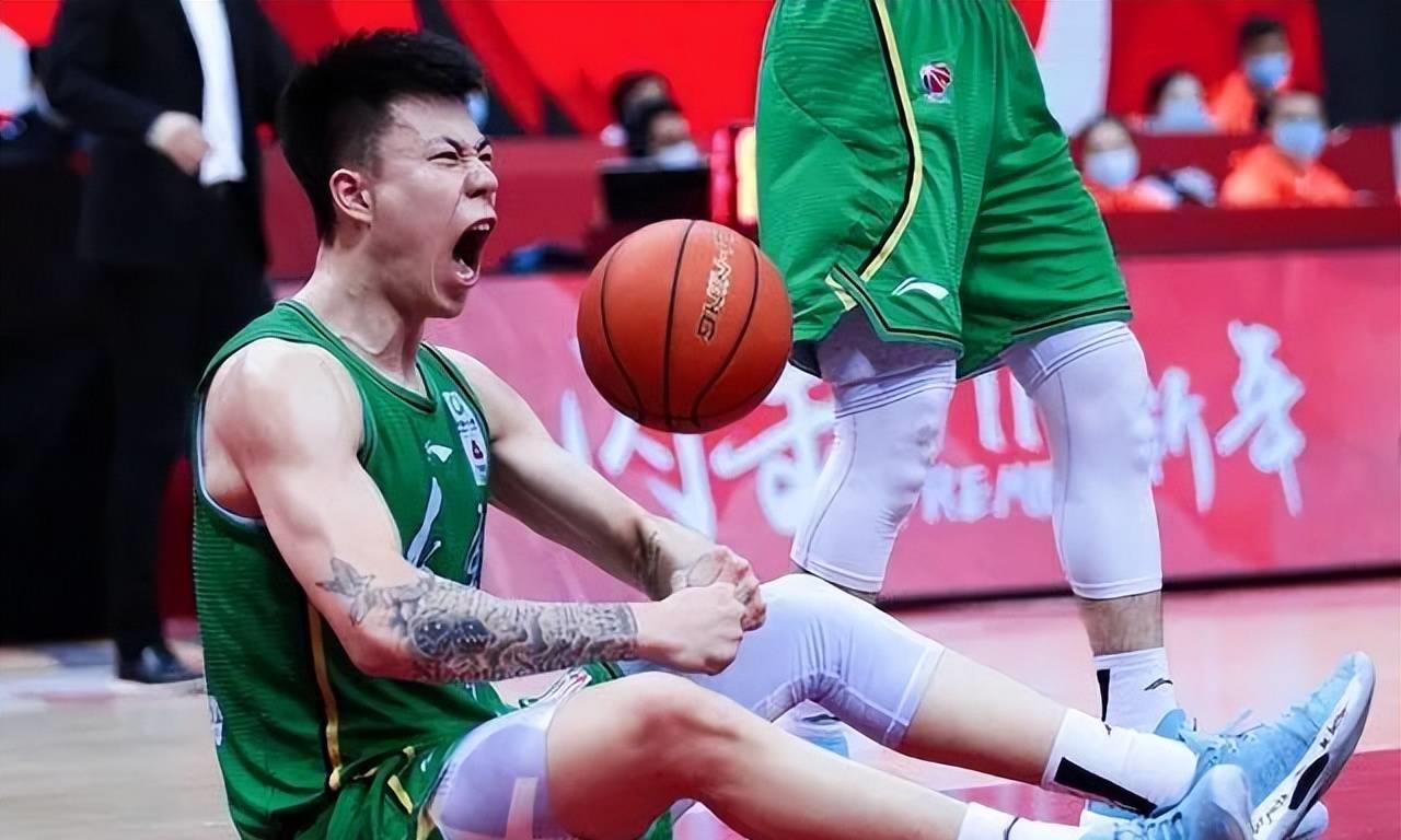 郭艾伦缺阵,赵继伟伤退,辽篮轻取最水总冠军四川男篮,cba2连胜_辽宁队
