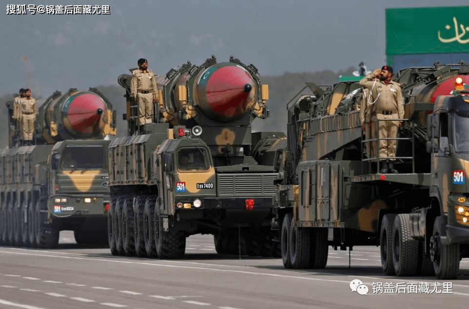 但该国已经用更先进,更易生存的沙欣系列固体燃