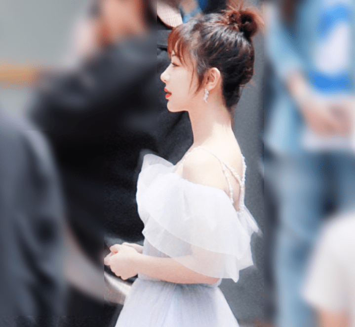 宋亚轩民国侦探服吸睛,杨紫生图让人挪不开眼_造型_状态_节目