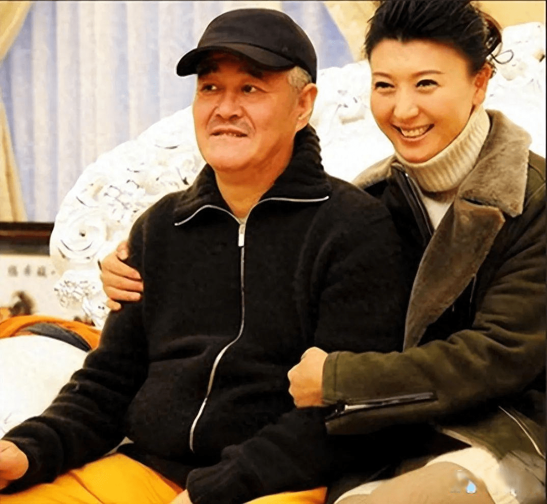 但许多徒弟火了之后,就将师傅赵本山一脚给踹了!闫学晶也不例外!