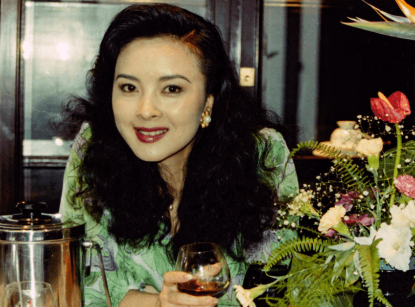 著名舞蹈家周洁,去世两年了,丈夫陈伟良的坚持令人泪目_上海_舞姿