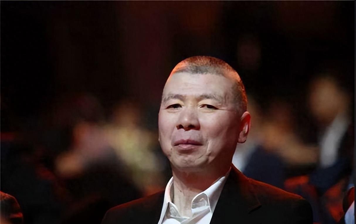 继《1942》之后,冯小刚又拍摄了《我不是潘六姐》,《手机2》,《芳华》