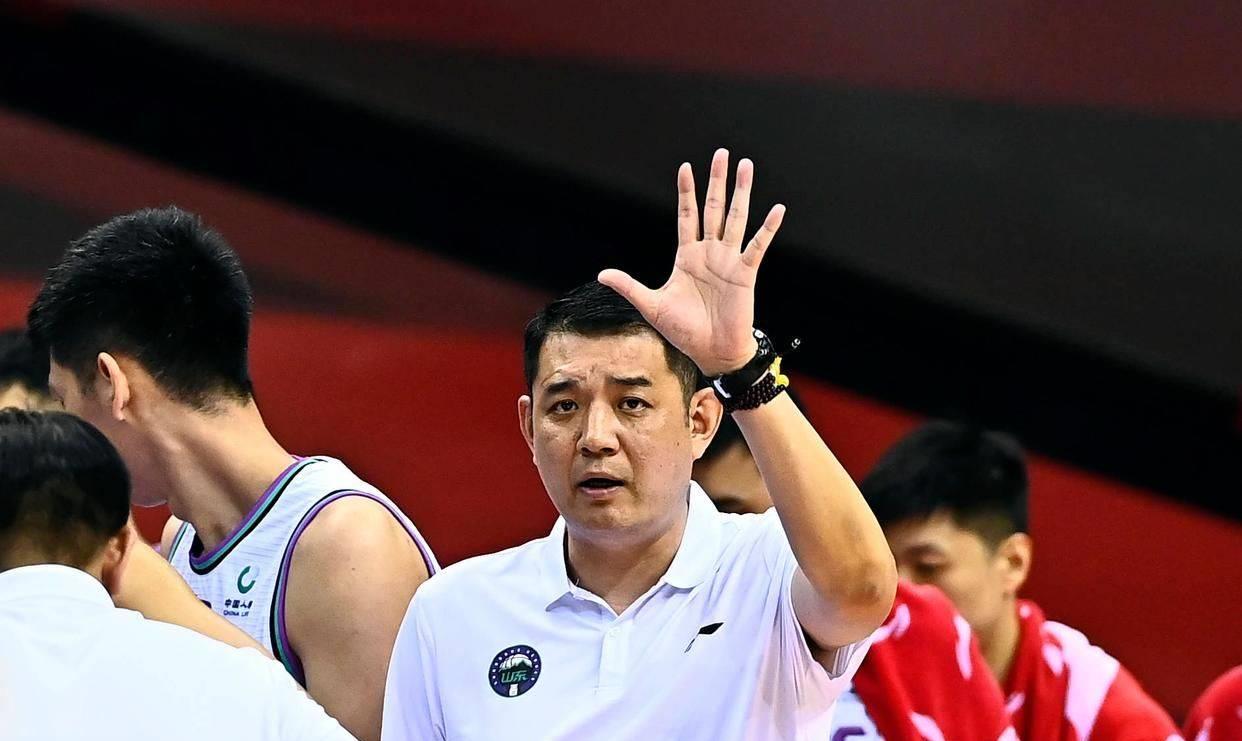 山东男篮深夜官宣,丁伟最快或周五下课?巩晓彬非第一接班人