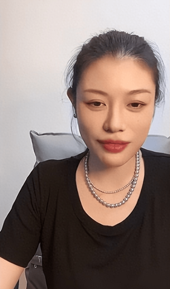 汪峰前妻葛荟婕喊话:已经不爱汪峰了!