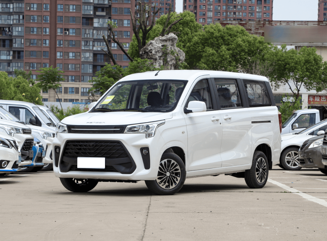 5万左右:五菱宏光V不一定是首选,风光380便宜又实用!_搜狐汽车_搜狐网