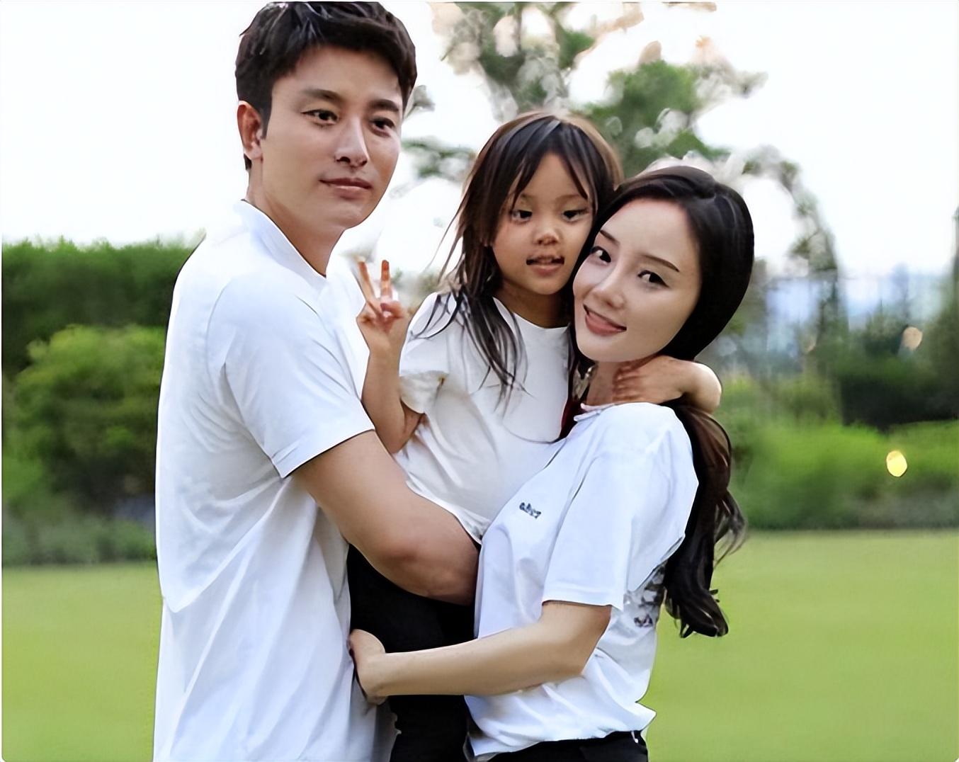 李小璐求复合,贾乃亮回应亮了:我做头发只需要半小时,你呢?