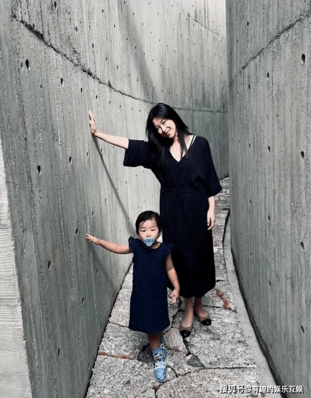 女儿正脸像向佐_向芷_网友_照片