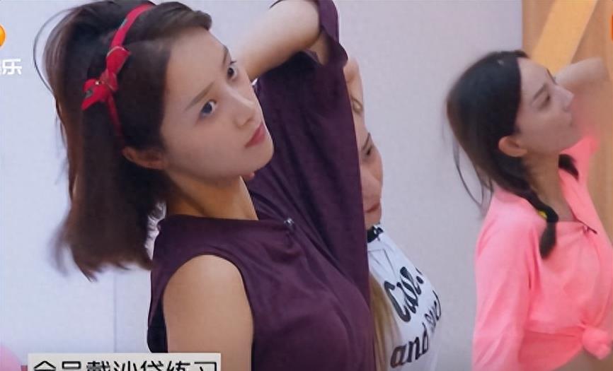 李佳航相比简直不值一提在拍摄《外科风云》时多次ng的蓝盈莹直接要求