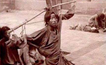 5岁孩童被判凌迟,却因体格太小无法割三千刀,皇帝:养大再割_石达开