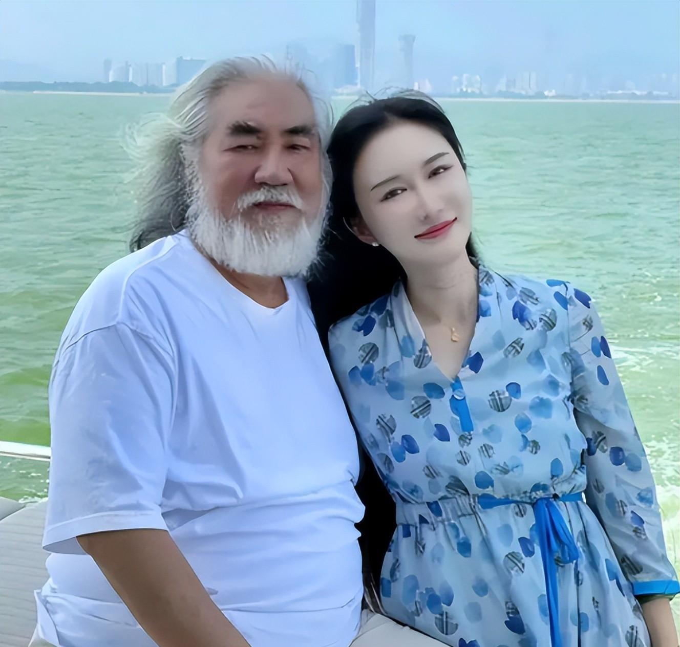 张纪中老婆图片