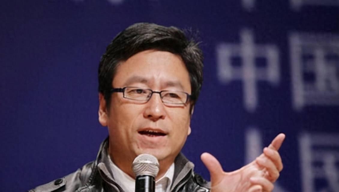 白岩松这次又翻车了_广大观众_评论_比赛