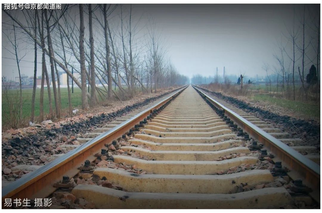 曹旭:一台餐桌的背影_父亲_什么_时间