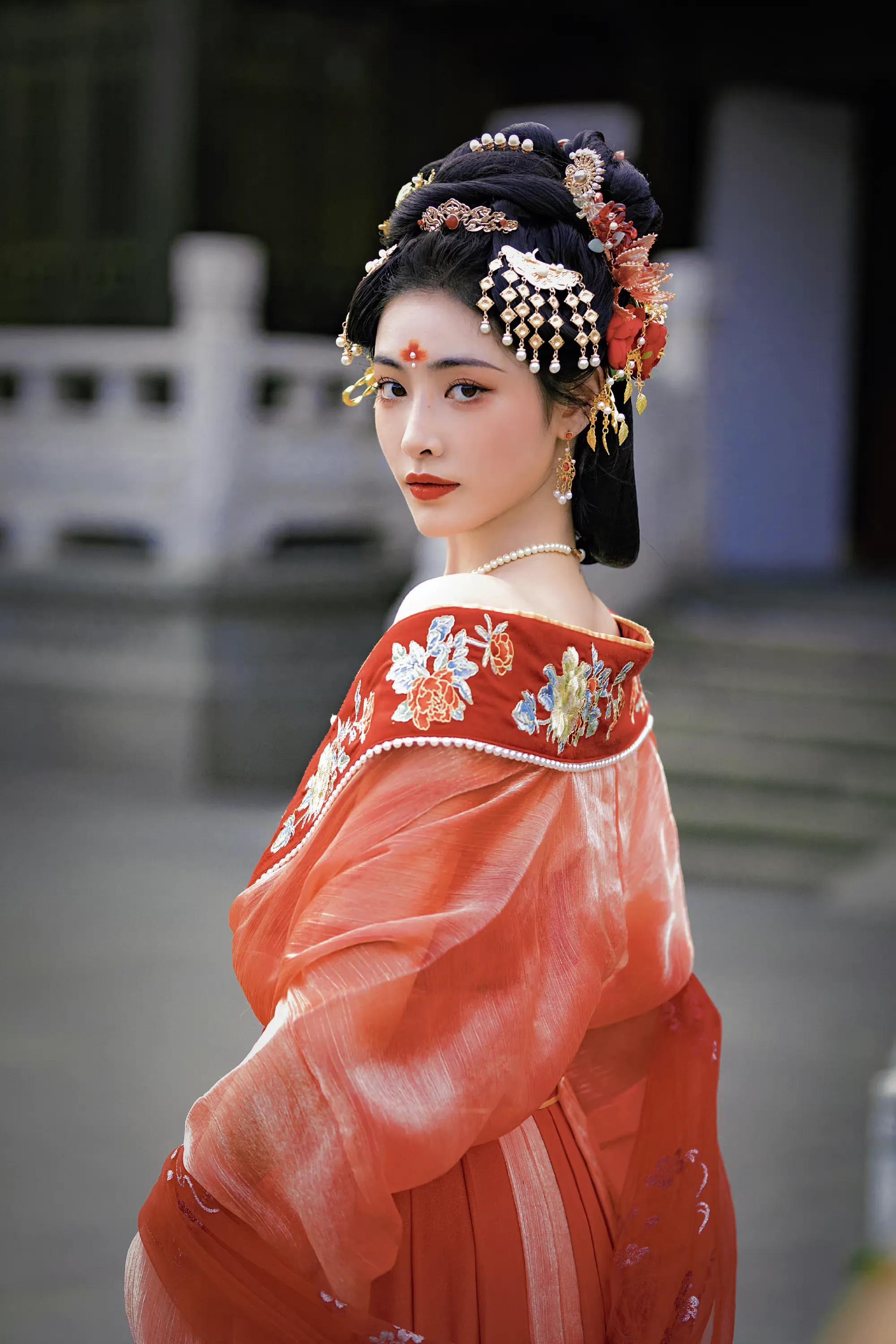许佳琪我们红古风写真,好妖冶艳丽_一身_祖国_气质