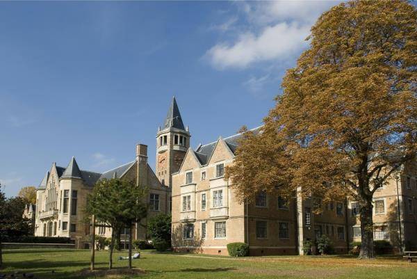 法国布雷斯特商学院工商管理博士学位班_全球_项目_国际