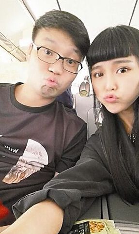 抛下前妻娶九零后娇妻,"老实人"王迅并不老实_黄渤_魏臻_节目