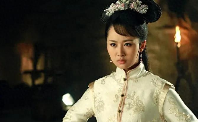 杨紫:从国民闺女到爆款女主的演艺之路_佟年_日记_东阳