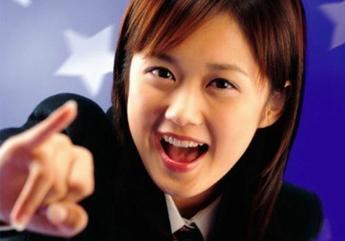 她凭借《刁蛮公主》一炮走红,却因一句话遭遇封,如今现状如何_张娜拉