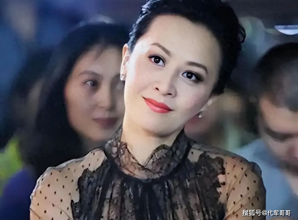 “豪放影后”刘嘉玲被绑架真相曝光，身价过亿，结婚17年无儿无女
