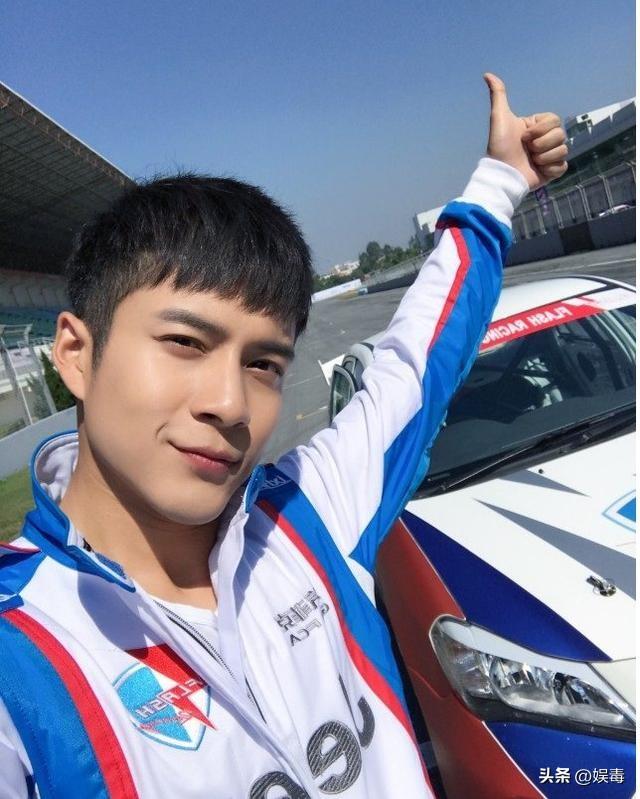 娱乐圈中运动员出身的明星:韩东君是赛车手,倪妮是游泳运动员_训练