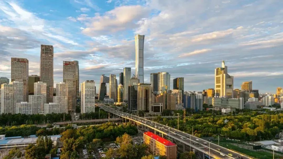 鸿鹄中国与北京cbd 共成长 :庆祝北京cbd三十年_营销_地产_全国