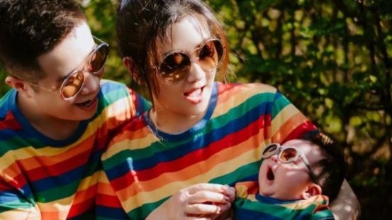 任家萱首晒儿子,花痴儿子高颜值,老公长相被吐槽_罗志祥_前夫_网友