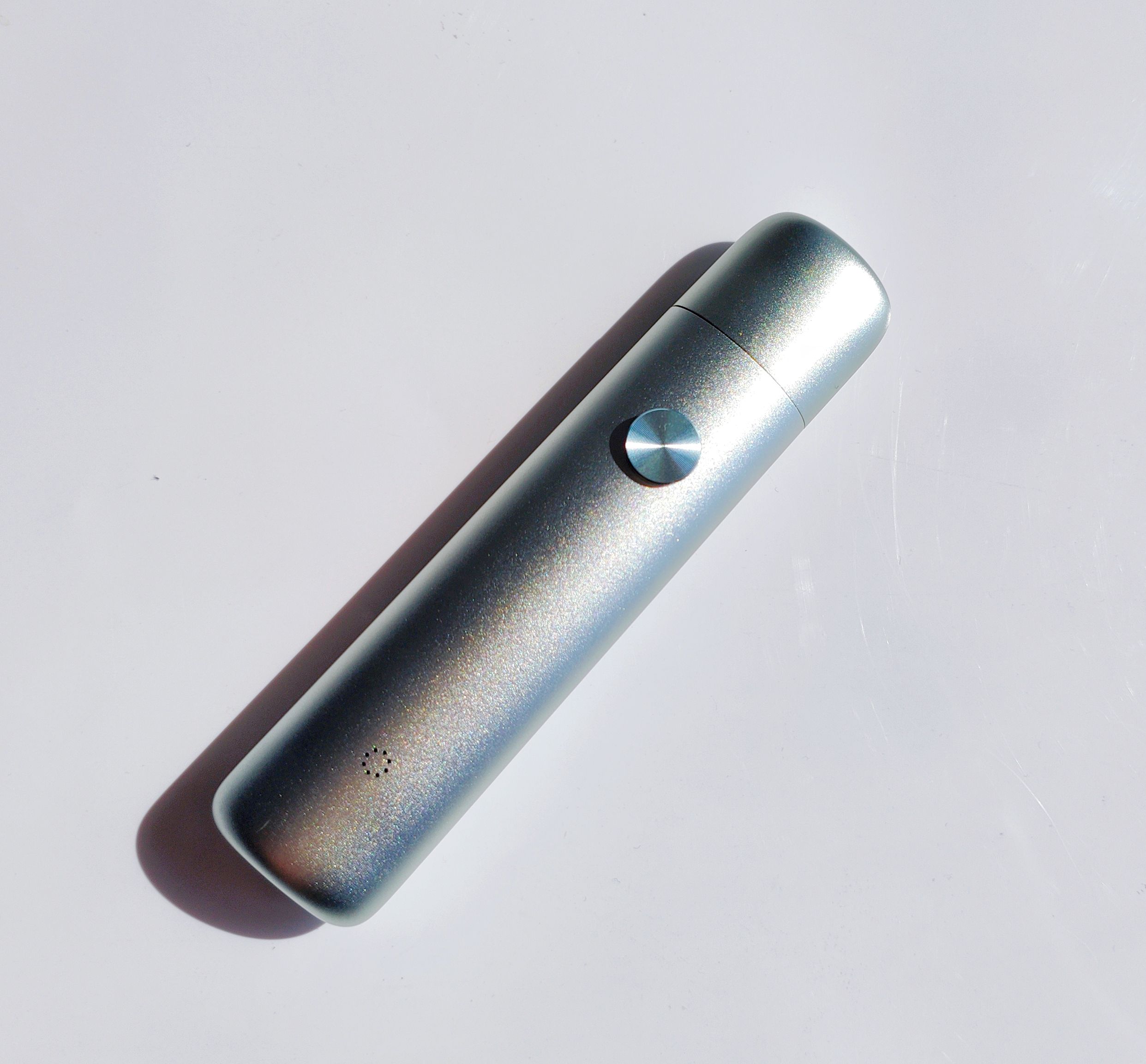 无惧口臭,时刻清新,左点智能口腔喷雾