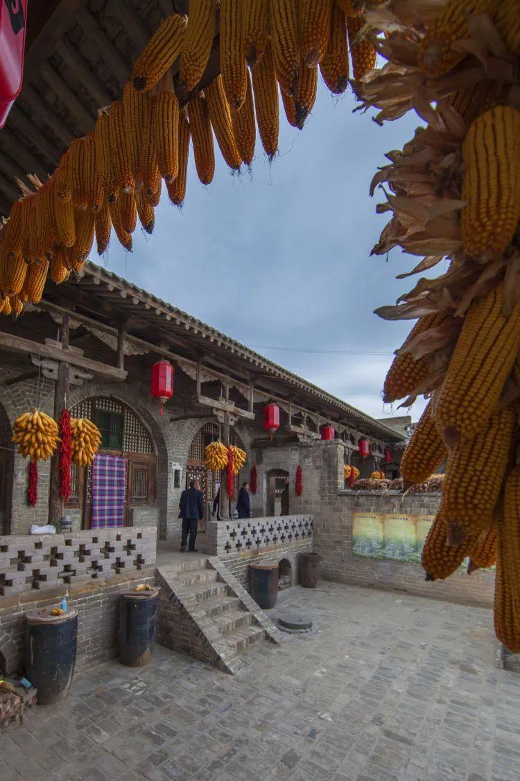 山西吕梁·方山县张家塔村_甬道_村落_地下