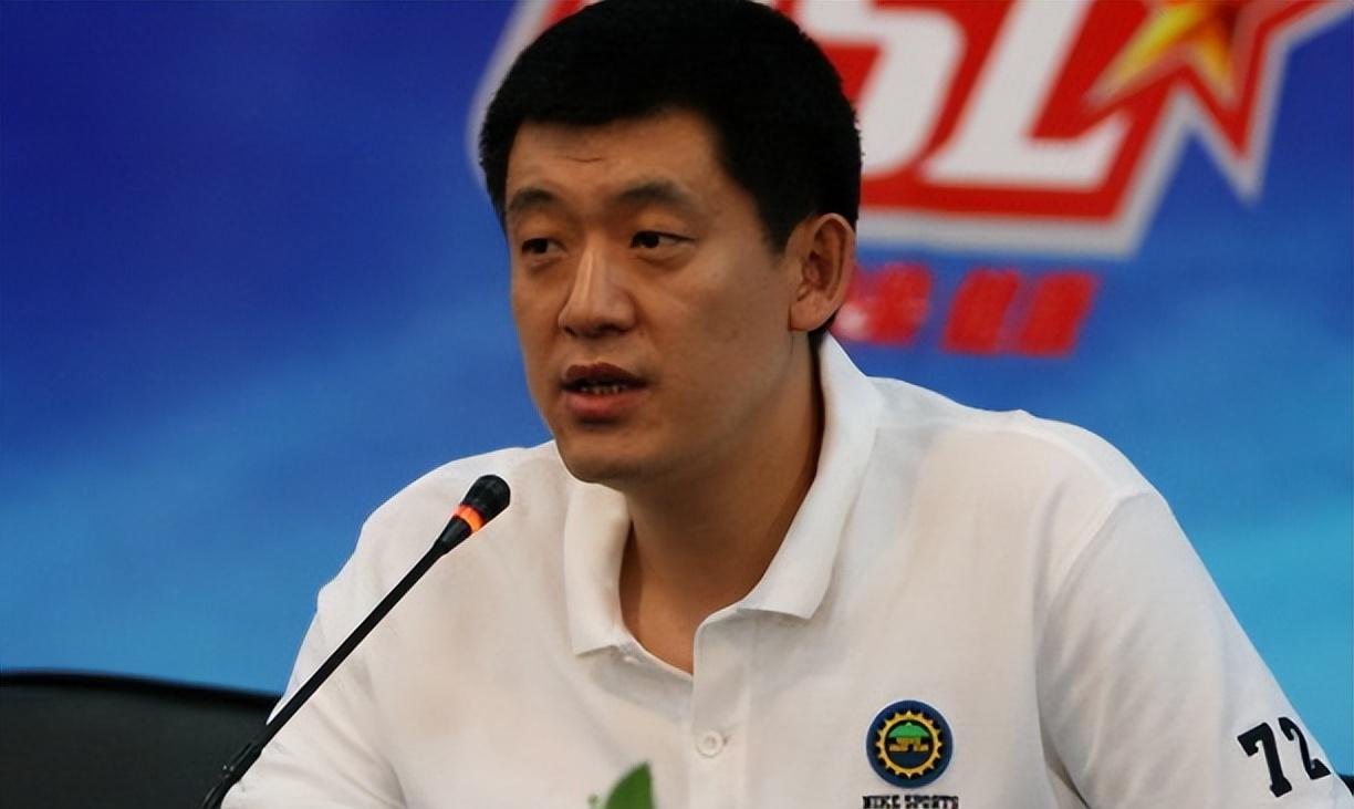 篮协官宣新职务,虎王孙军提拔上任亮相新岗位,级别不输姚明_篮球_吉林
