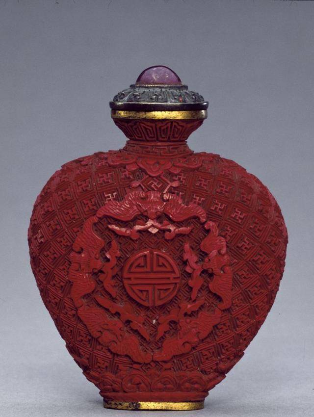 这件外来的物品,是八旗子弟的最爱,却成了清朝走向末路的见证者_鼻烟