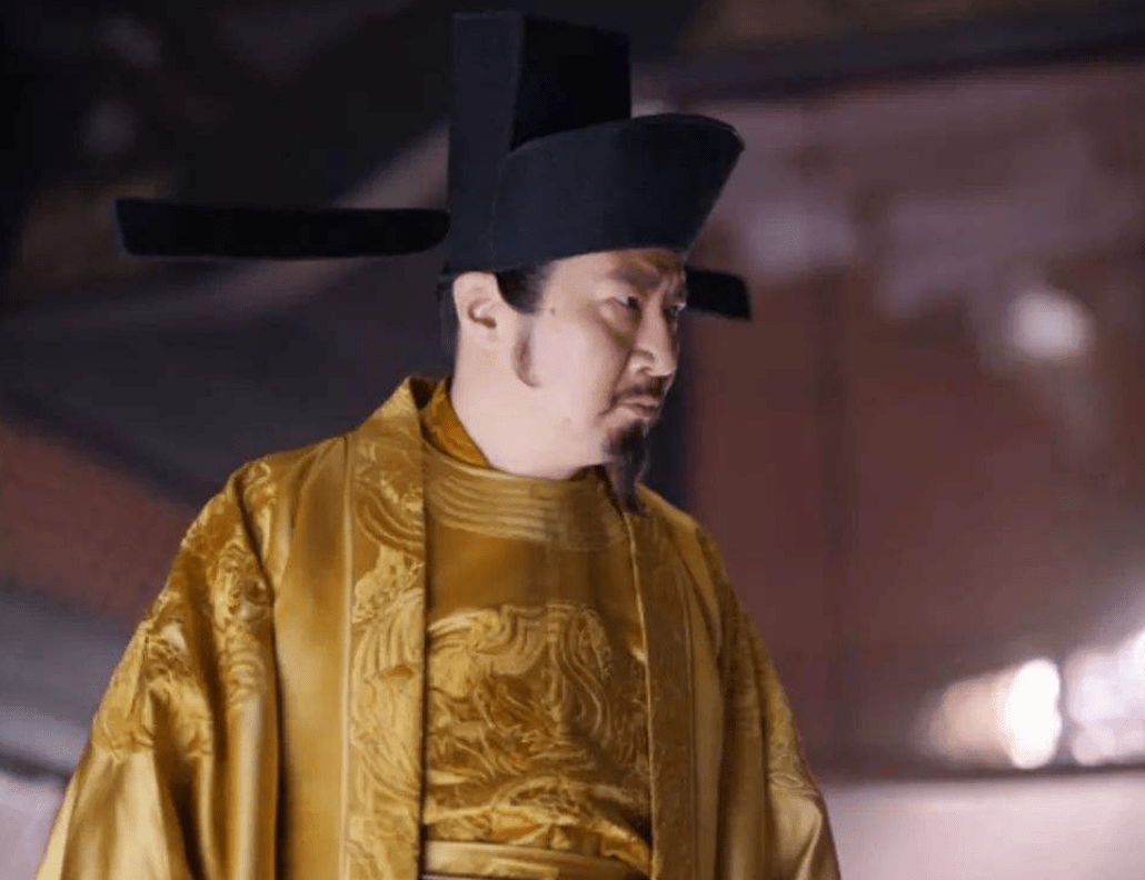 他皇帝不做,却跑去做小偷,还专偷大臣的东西,却因