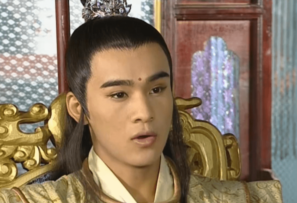 至今还有人遗憾,为什么女神龙不选他欧阳明日,而选择了泡面头