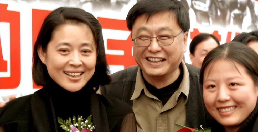 倪萍前夫王文澜:被爆抛弃患先天性疾病的儿子,如今69岁仍未再婚